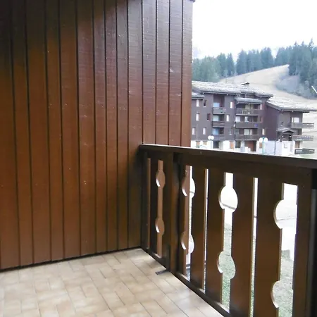 3 Pers, Pieds Des Pistes Et Esf, Proche Commerces - Fr-1-356-345 *