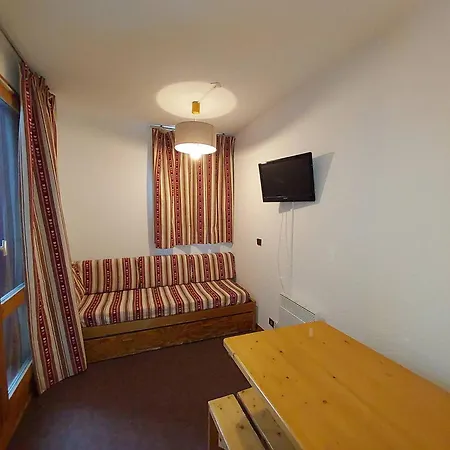 3 Pers, Pieds Des Pistes Et Esf, Proche Commerces - Fr-1-356-345 벨모렐