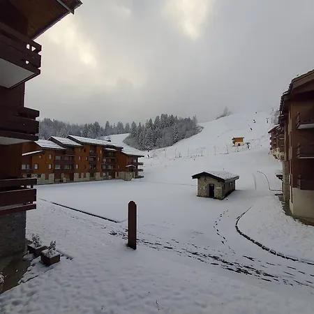 아파트 3 Pers, Pieds Des Pistes Et Esf, Proche Commerces - Fr-1-356-345 벨모렐